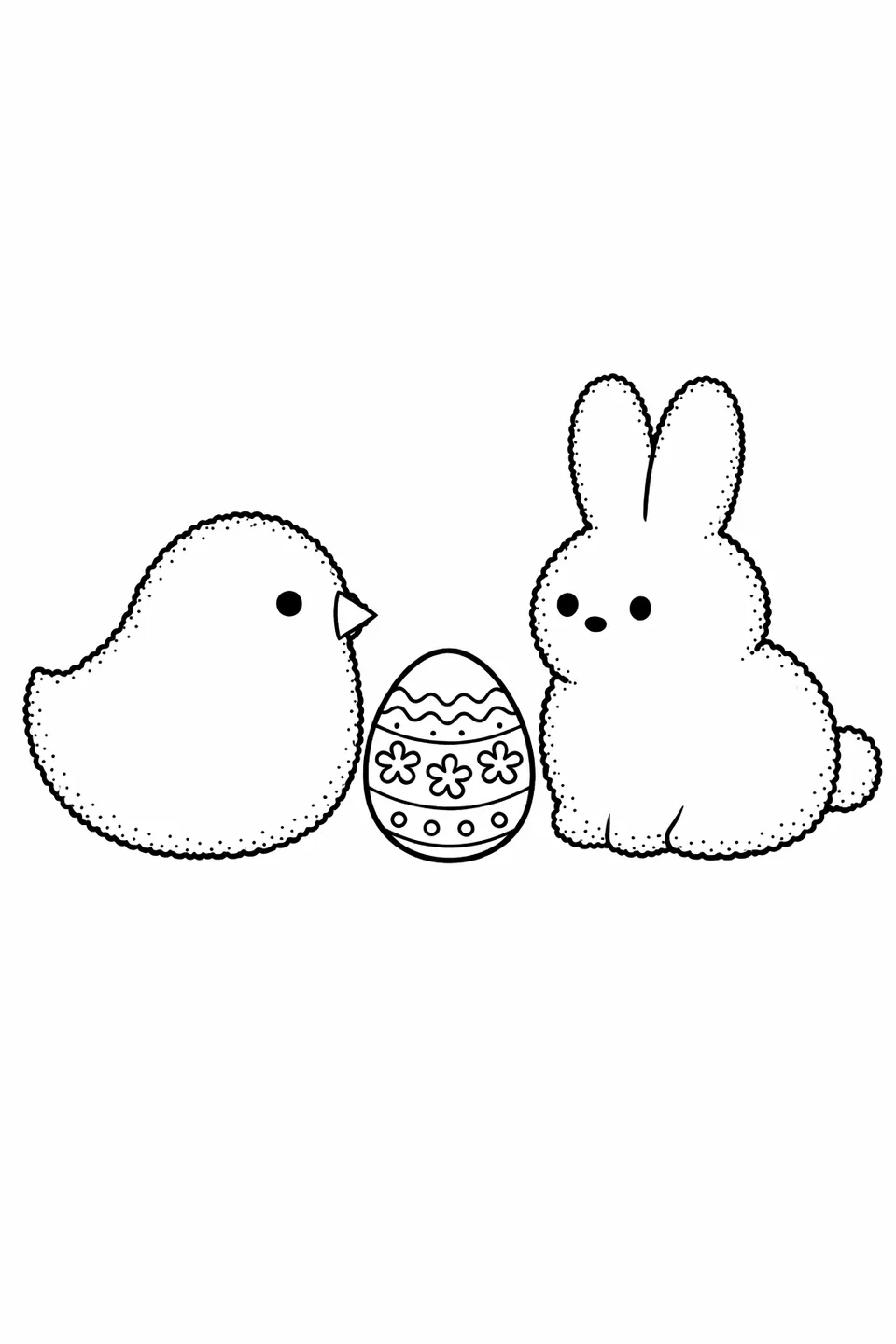 Два цыпленка Peeps из зефира стоят лицом друг к другу с маленьким пасхальным яйцом между ними